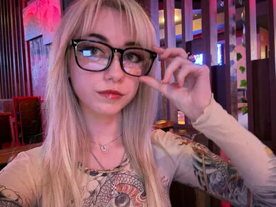 Iluvmeww OnlyFans Leaked Free Thumbnail Picture - #90PKIVnJH5