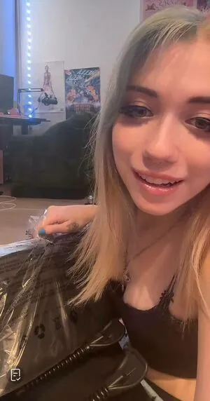 Iluvmeww OnlyFans Leaked Free Thumbnail Picture - #EwEazOE7NP