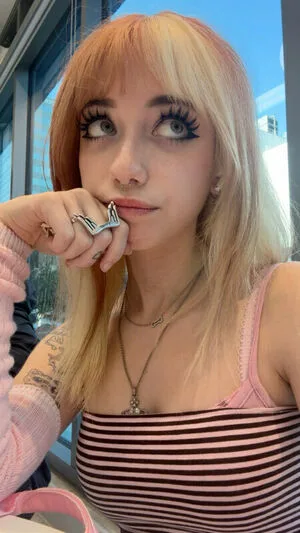 Iluvmeww OnlyFans Leaked Free Thumbnail Picture - #Fl4tPB9132