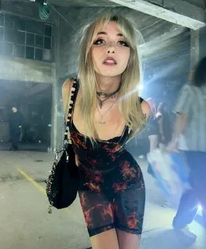 Iluvmeww OnlyFans Leaked Free Thumbnail Picture - #LS6fWovewr