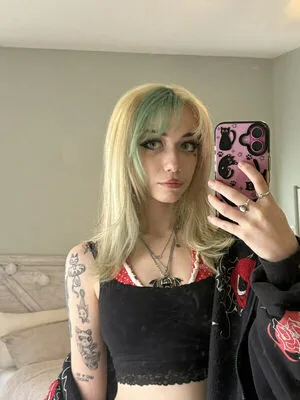 Iluvmeww OnlyFans Leaked Free Thumbnail Picture - #MbxLg4AICq