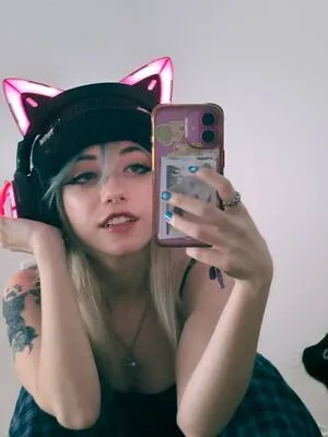 Iluvmeww OnlyFans Leaked Free Thumbnail Picture - #SJ2S7wWOa7