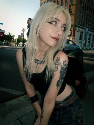 Iluvmeww OnlyFans Leaked Free Thumbnail Picture - #UfCu4Swd12