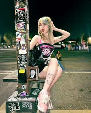 Iluvmeww OnlyFans Leaked Free Thumbnail Picture - #oQsR55npnM