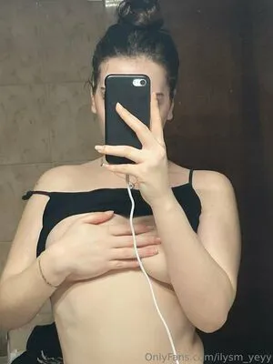 Ilysm Yeyy OnlyFans Leaked Free Thumbnail Picture - #TBOWOevBGD