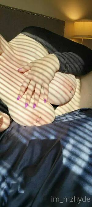 Im Mzhyde OnlyFans Leaked Free Thumbnail Picture - #fgO38eyh21
