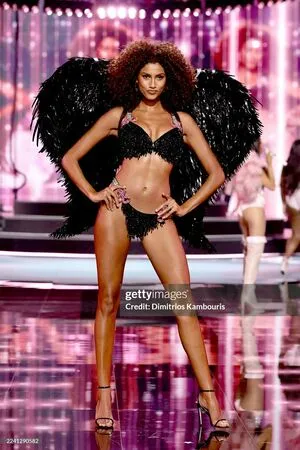 Imaan Hammam OnlyFans Leaked Free Thumbnail Picture - #D0r4mKk7my