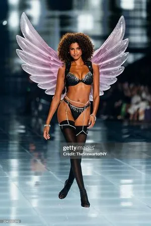 Imaan Hammam OnlyFans Leaked Free Thumbnail Picture - #dkyHsNYxLq