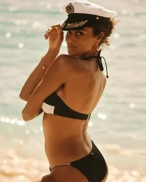 Imaan Hammam OnlyFans Leaked Free Thumbnail Picture - #wVPU3op8Ac