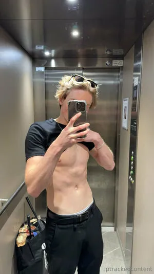 Imadrienagreste OnlyFans Leaked Free Thumbnail Picture - #9WzDVRRJgf