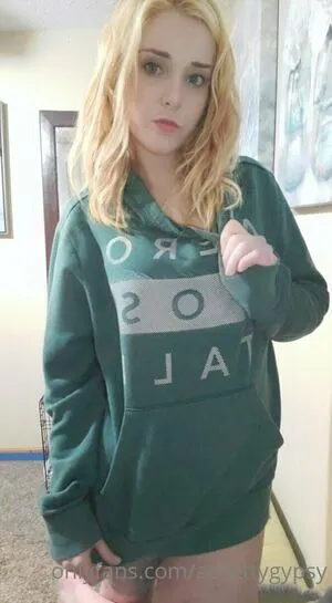 Imamazingbitch OnlyFans Leaked Free Thumbnail Picture - #x2bxCqr4Os