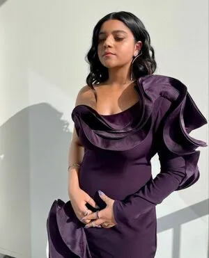 Iman Vellani OnlyFans Leaked Free Thumbnail Picture - #lAYlICRUpO