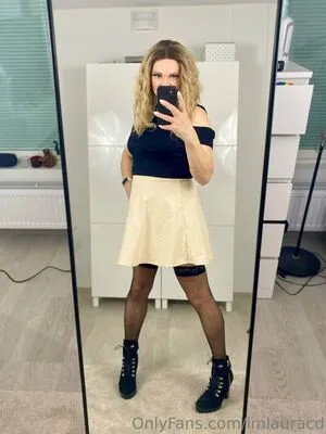 Imlauracd OnlyFans Leaked Free Thumbnail Picture - #AGWMVDLF1v