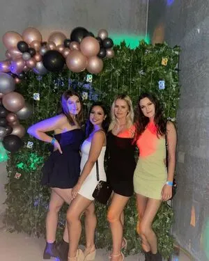 Imogen Gully OnlyFans Leaked Free Thumbnail Picture - #GgI8BAdx1T