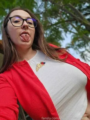 Impatient Carnation OnlyFans Leaked Free Thumbnail Picture - #N9KEKih2Q0