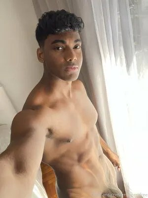 Imroger Free OnlyFans Leaked Free Thumbnail Picture - #pviOQLanII