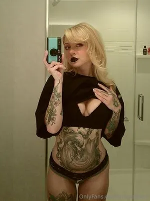 Imsadspice Extrasadspice OnlyFans Leaked Free Thumbnail Picture - #TrcDdo0O3x