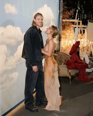 Inanna Sarkis OnlyFans Leaked Free Thumbnail Picture - #Zttb7M4XRB