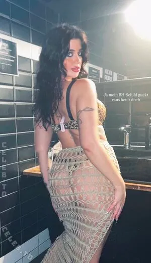 Inci Km OnlyFans Leaked Free Thumbnail Picture - #ObCsJ3I1dW