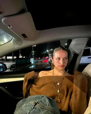 Indi Star OnlyFans Leaked Free Thumbnail Picture - #mSIlK19853