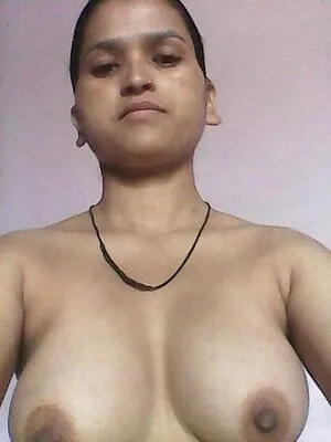 Indian Exhibition OnlyFans Leaked Free Thumbnail Picture - #hOn1witRME