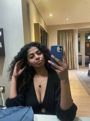 Indian Girls OnlyFans Leaked Free Thumbnail Picture - #SgIm0UCk63