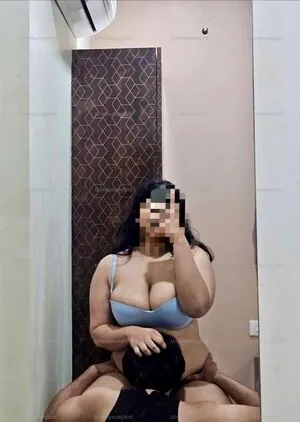 Indian Naughty Stuff OnlyFans Leaked Free Thumbnail Picture - #sf4csiXtlh