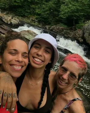 Indigo De Souza OnlyFans Leaked Free Thumbnail Picture - #2t3vWwHuQE