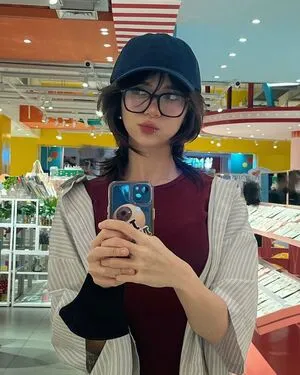 Indonesian Girls OnlyFans Leaked Free Thumbnail Picture - #RwH47s00Jj