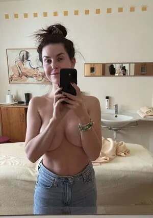 Ines Anioli OnlyFans Leaked Free Thumbnail Picture - #NYhbtioQTN