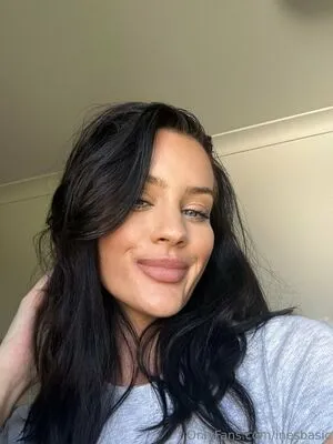 Ines Basic OnlyFans Leaked Free Thumbnail Picture - #rRmIzmZuVr