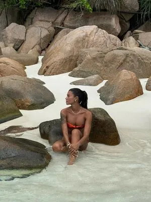 Ines Loucif OnlyFans Leaked Free Thumbnail Picture - #dZwxApaVi4