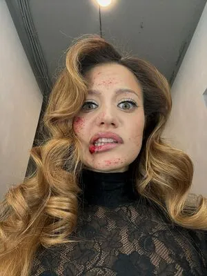 Influesii753 OnlyFans Leaked Free Thumbnail Picture - #Y5DsHOALE5