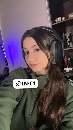 Ingrid Larissa OnlyFans Leaked Free Thumbnail Picture - #lHrHiaC4jo