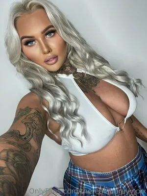 Inkedblondieeee OnlyFans Leaked Free Thumbnail Picture - #3H58mYirdN