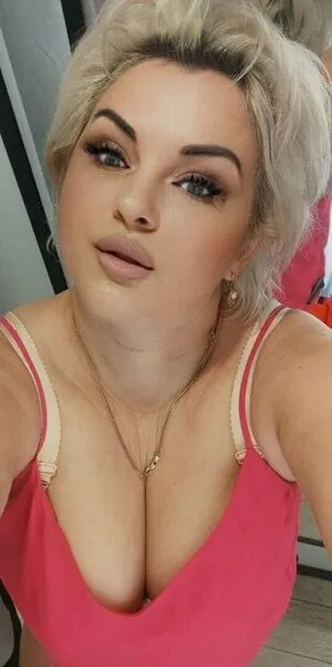 Inna Mommyy OnlyFans Leaked Free Thumbnail Picture - #CjMzHIowT1