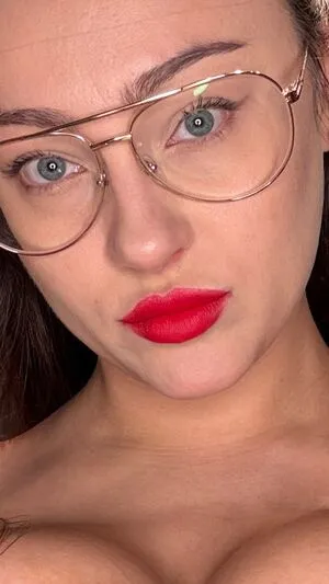 Innaluve OnlyFans Leaked Free Thumbnail Picture - #LziDsNoVZA