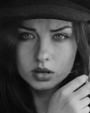 Innervus OnlyFans Leaked Free Thumbnail Picture - #TyfWOdrORE