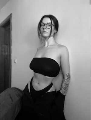 innervus OnlyFans Leaked Free Thumbnail Picture - #1lGnpAuIy8