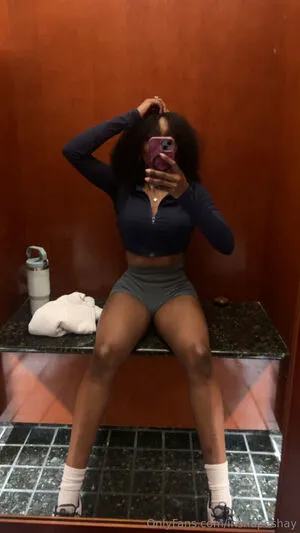 Inshapeshay OnlyFans Leaked Free Thumbnail Picture - #qX9XH5oAzO