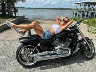 Internaldrive Dianne OnlyFans Leaked Free Thumbnail Picture - #Q4Qe5xRpNW