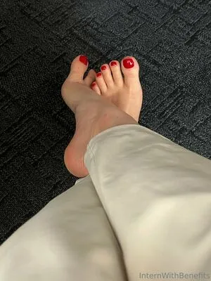 Internwithbenefits OnlyFans Leaked Free Thumbnail Picture - #0Yzrx82WgG