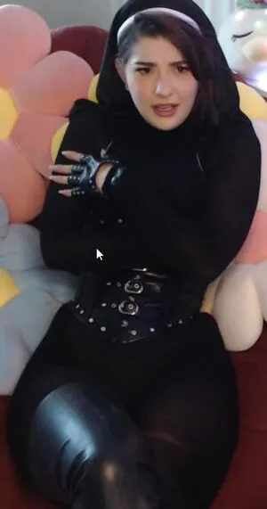 Invadervie OnlyFans Leaked Free Thumbnail Picture - #VT2MlAnU0l