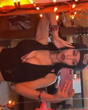 Ipukeglitter420 OnlyFans Leaked Free Thumbnail Picture - #dVIZlAy4Xp