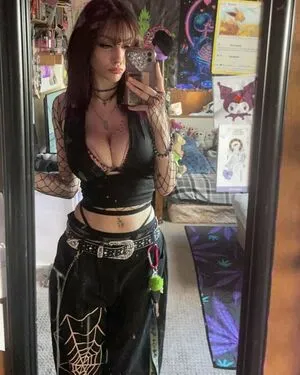 Ipukeglitter420 OnlyFans Leaked Free Thumbnail Picture - #m0gMPk8Hvv