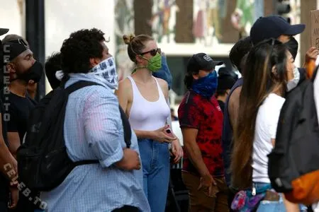 Ireland Baldwin OnlyFans Leaked Free Thumbnail Picture - #meDwAanqvw