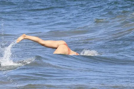 Ireland Baldwin OnlyFans Leaked Free Thumbnail Picture - #x6EaWhr1p0