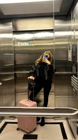 Iremsukamber OnlyFans Leaked Free Thumbnail Picture - #sxtDp7gdn9