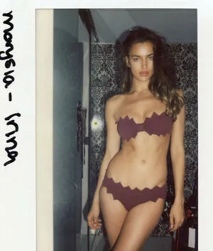 Irina Shayk OnlyFans Leaked Free Thumbnail Picture - #0VF3zw3wJt