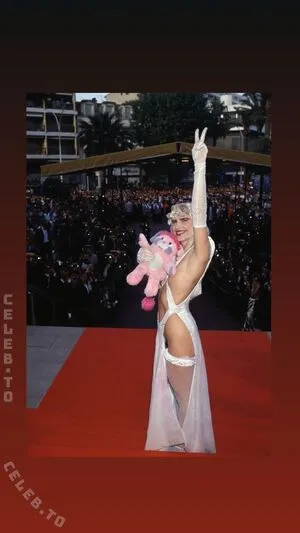 Irina Shayk OnlyFans Leaked Free Thumbnail Picture - #0ZmLD1XpuZ